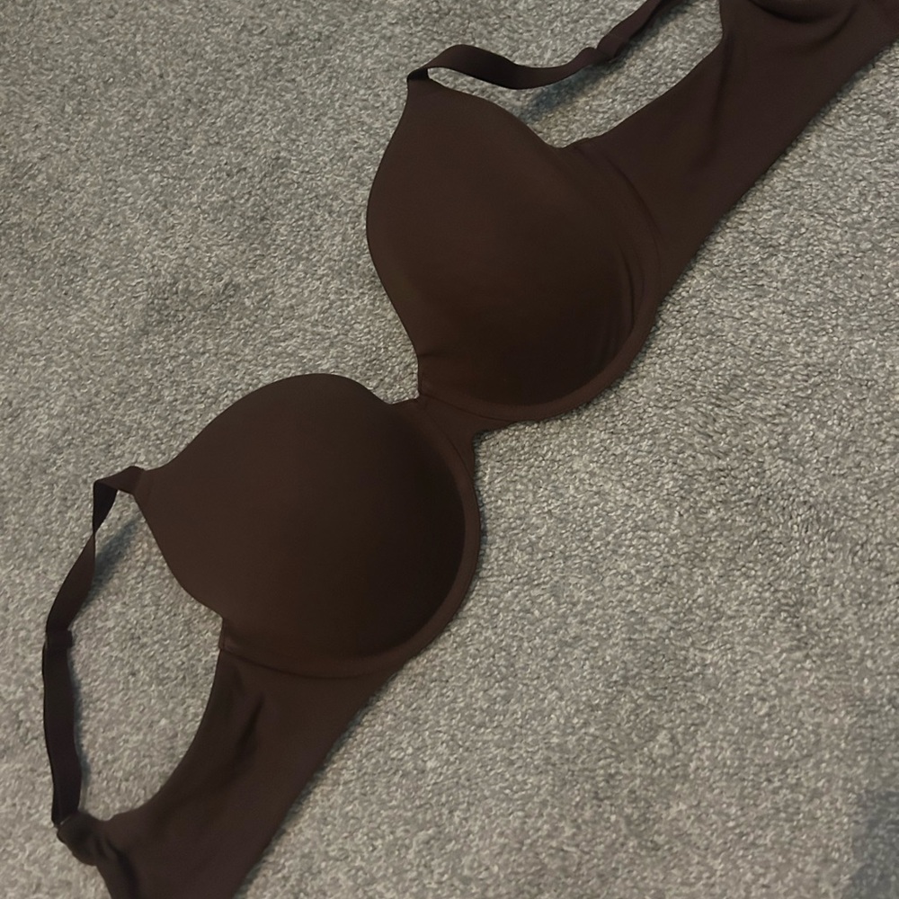 SKIMS Tshirt Bra